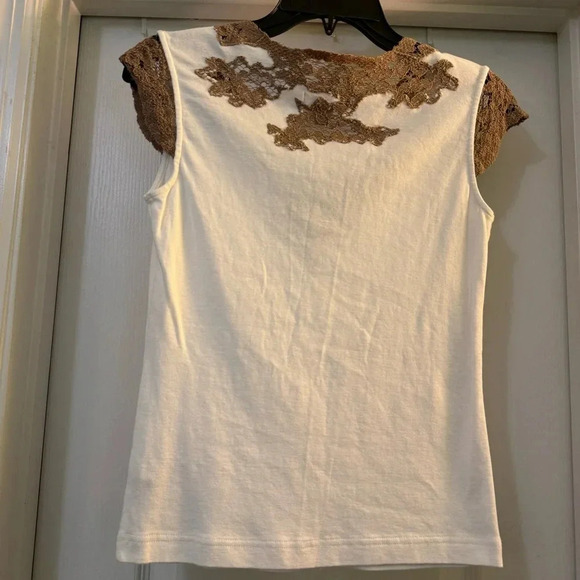 Cha Cha Vente Sleeveless Beautiful Blouse - Picture 3 of 6